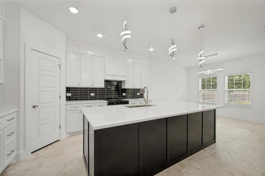 Furnished interior view inside a new home in , Fort Worth (Image 5).