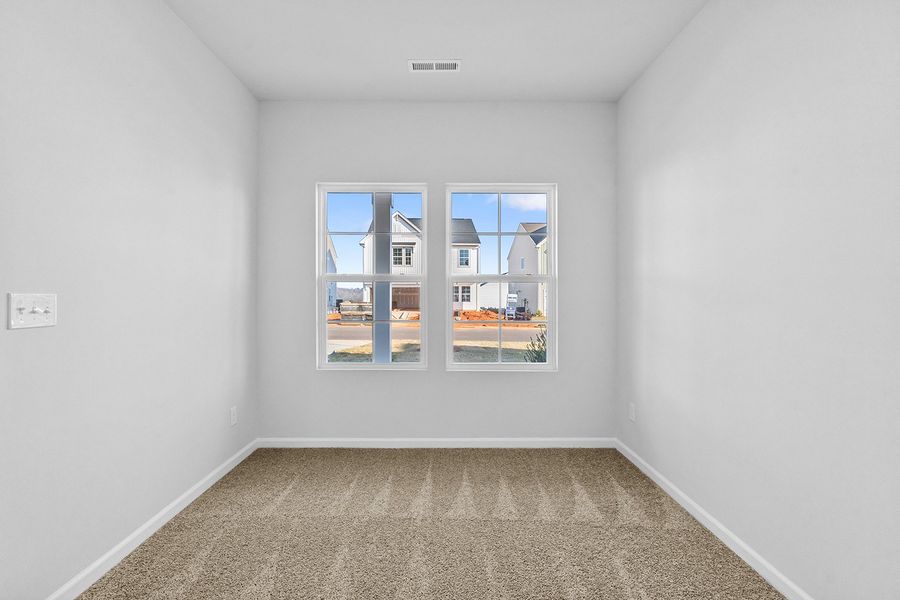 Spacious, unfurnished interior of a new home in Hanes Lake, Winston-Salem (Image 25).