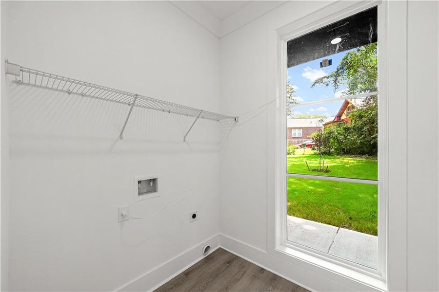 Spacious, unfurnished interior of a new home in , Atlanta (Image 26). Spacious, unfurnished interior of a new home in , Atlanta (Image 26).