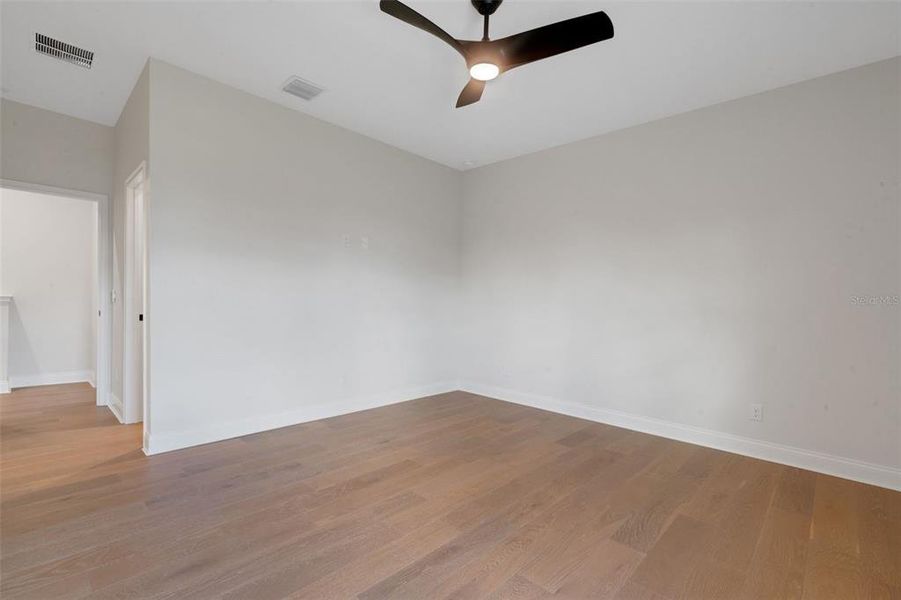 Spacious, unfurnished interior of a new home in , Lakeland (Image 43). Spacious, unfurnished interior of a new home in , Lakeland (Image 43).