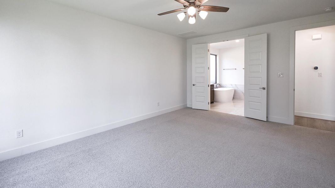 Spacious, unfurnished interior of a new home in Juniper Springs, Lockhart (Image 15). Spacious, unfurnished interior of a new home in Juniper Springs, Lockhart (Image 15).