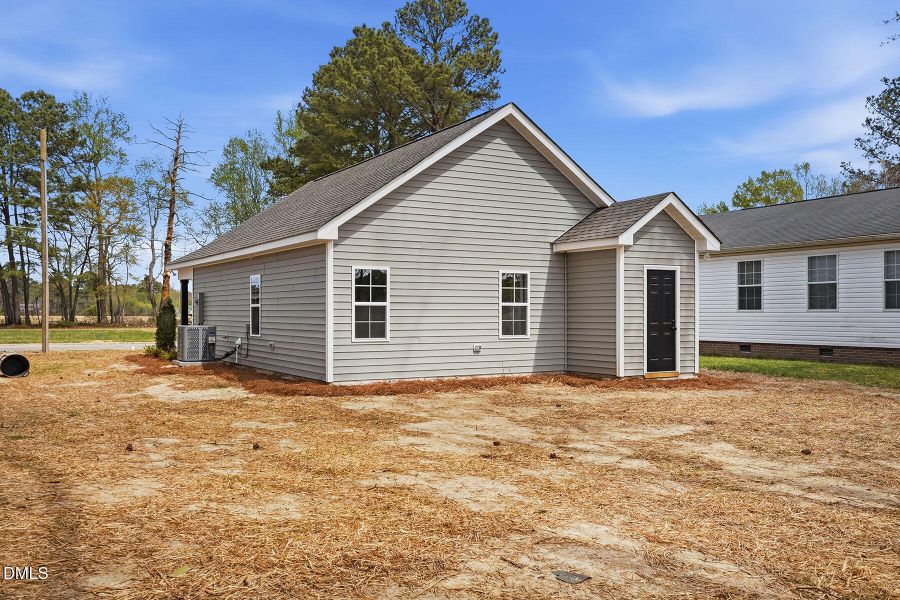 203 Booker St-134