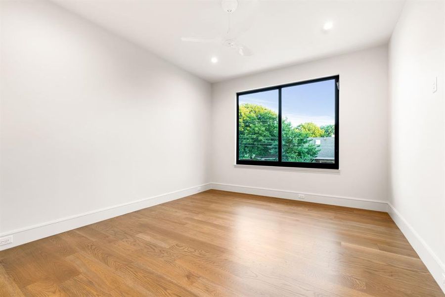 Spacious, unfurnished interior of a new home in , Dallas (Image 21).