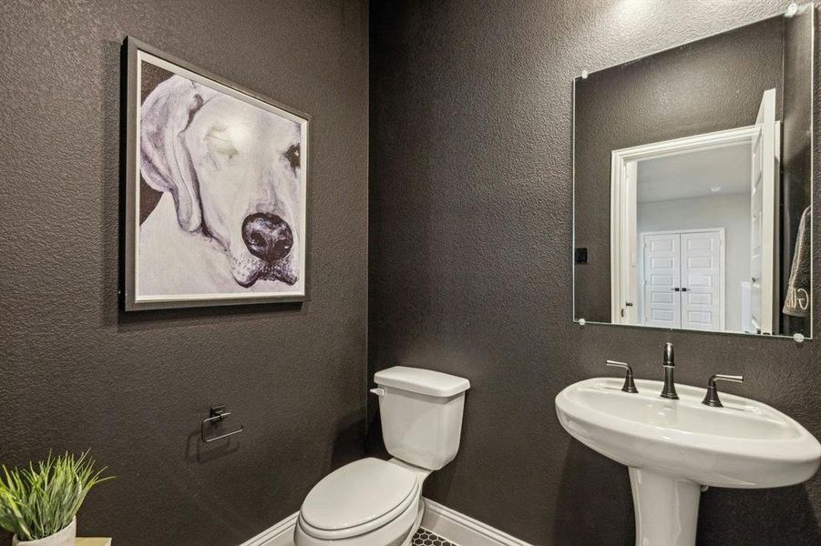 Furnished interior view inside a new home in Heritage, McLendon-Chisholm (Image 25). Furnished interior view inside a new home in Heritage, McLendon-Chisholm (Image 25).