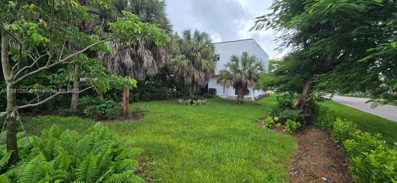 Image 16 of a home in .