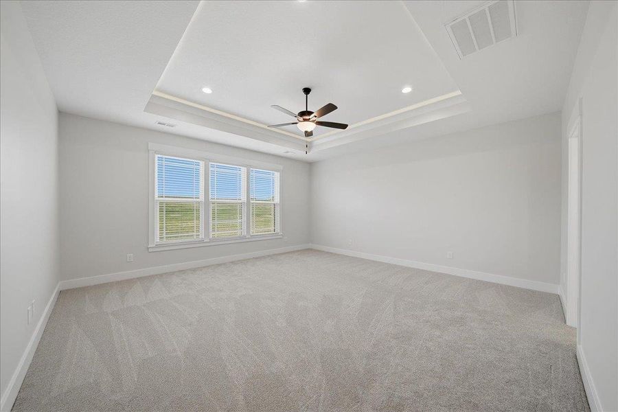 Spacious, unfurnished interior of a new home in Sky View, Columbus (Image 25).