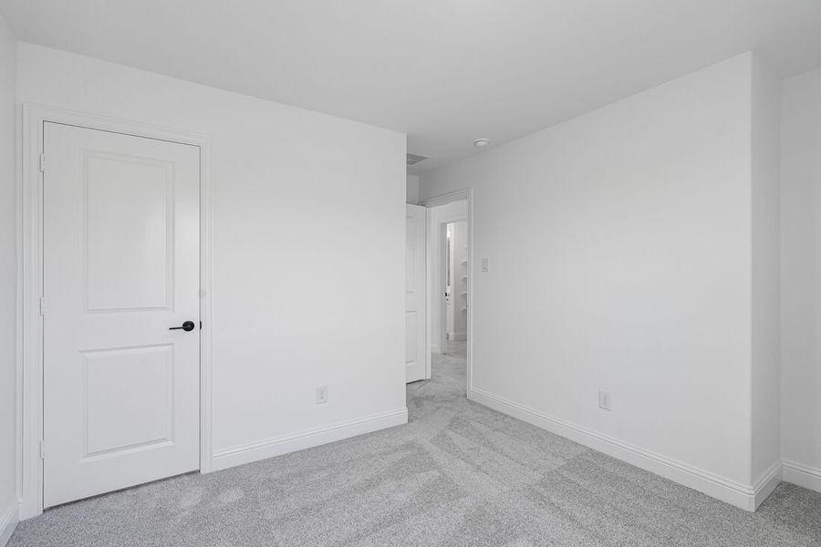 Representative unfurnished interior of a home built from the Tartini by Taylor Morrison in Cross Creek Meadows 40s, Celina (Image 21).