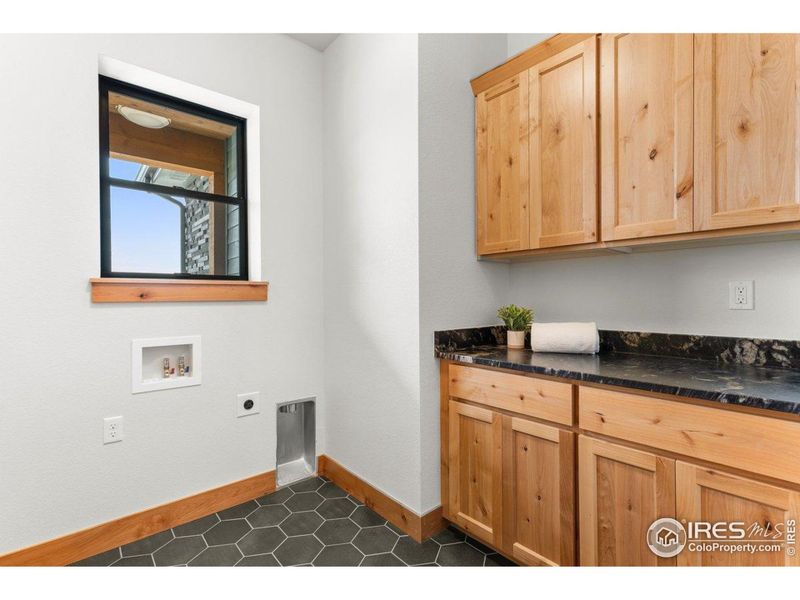 Furnished interior view inside a new home in , Berthoud (Image 20).