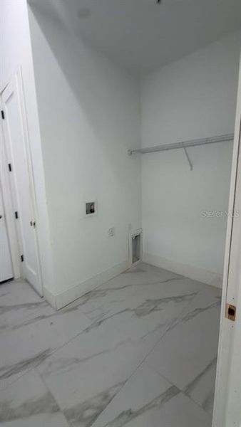 Spacious, unfurnished interior of a new home in , Port Charlotte (Image 18).