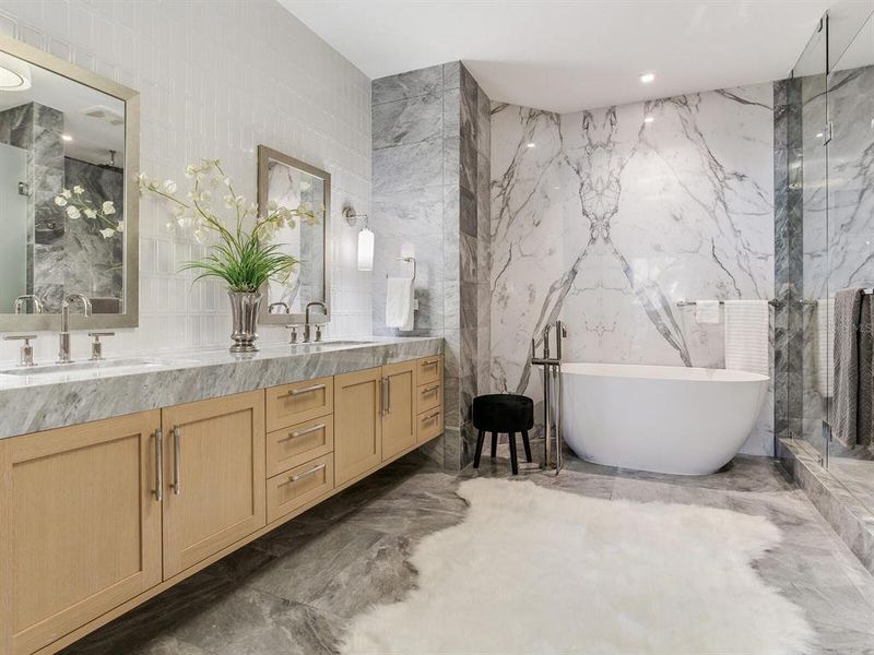 Furnished interior view inside a new home in , Tampa (Image 37).