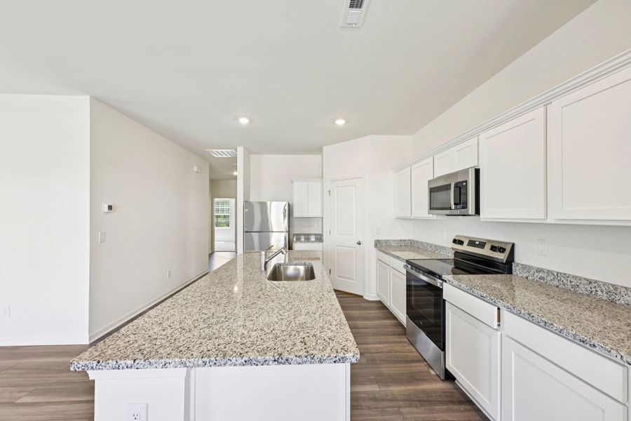Representative furnished interior of a home built from the Luna by Starlight Homes in Glen Abbey, Kernersville (Image 11).