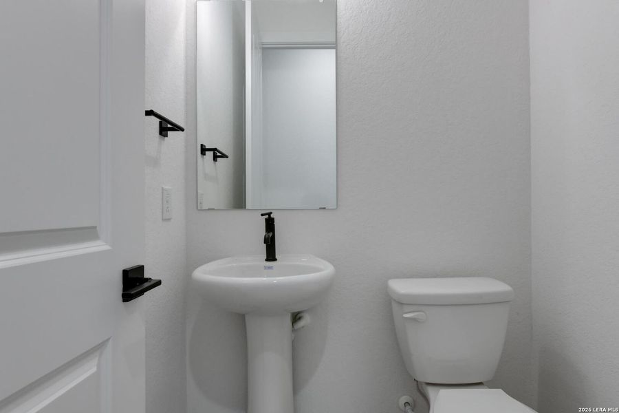 Furnished interior view inside a new home in Saddlebrook Ranch, Schertz (Image 7).