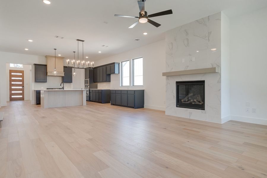 Representative unfurnished interior of a home built from the Longview by Graham Hart Home Builder in Bear Ridge, Burleson (Image 20).