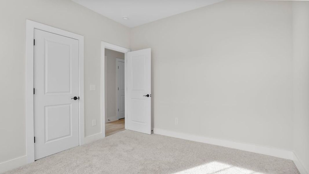 Spacious, unfurnished interior of a new home in Alder Pond, Campobello (Image 18).