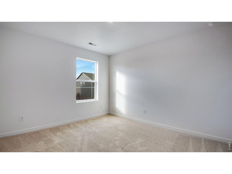 Spacious, unfurnished interior of a new home in Lakeside Canyon, Mead (Image 31). Spacious, unfurnished interior of a new home in Lakeside Canyon, Mead (Image 31).