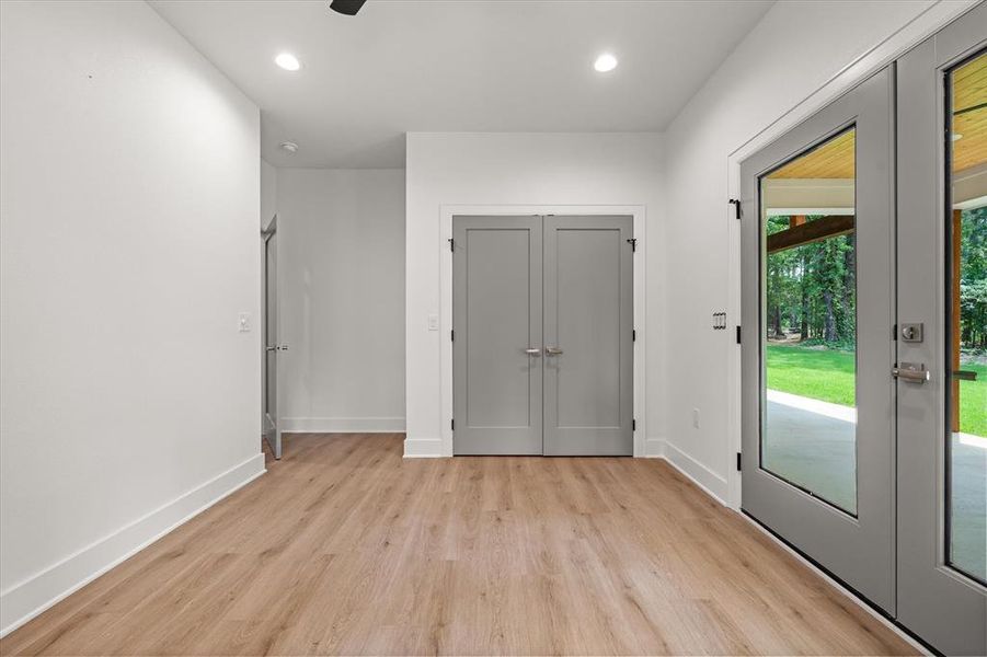Spacious, unfurnished interior of a new home in , Grand Saline (Image 23).