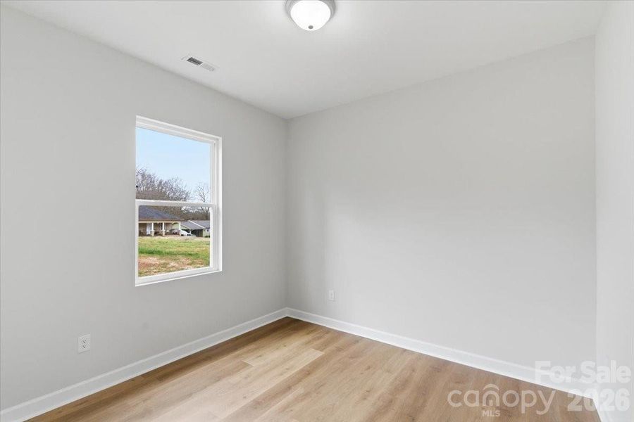 Spacious, unfurnished interior of a new home in , Shelby (Image 23).