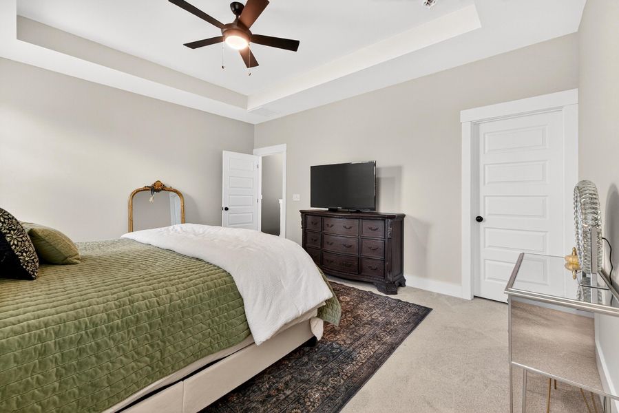 Furnished interior view inside a new home in , Ravenel (Image 14).