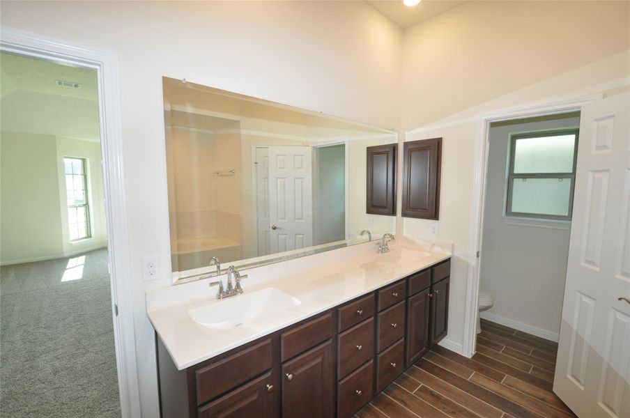Furnished interior view inside a new home in , League City (Image 13). Furnished interior view inside a new home in , League City (Image 13).
