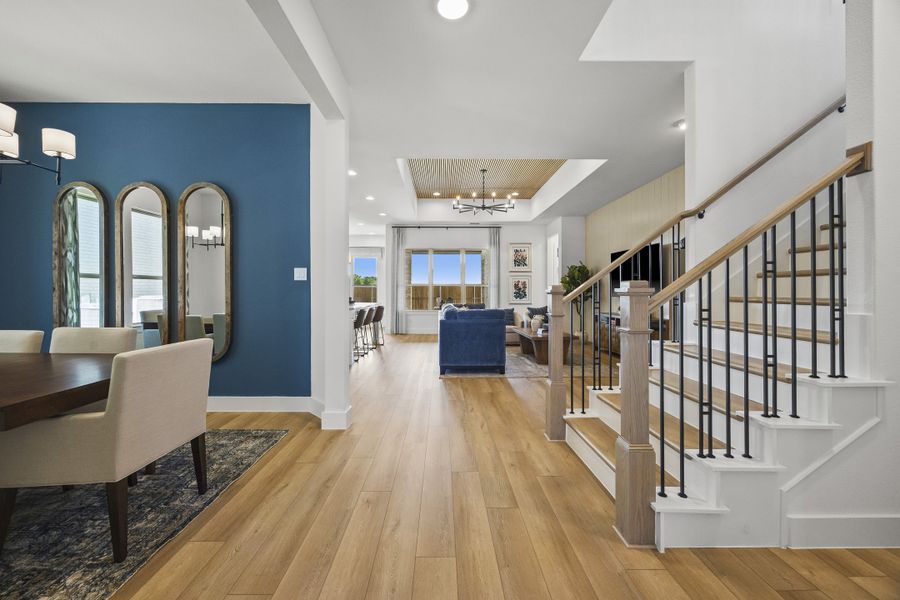 Representative furnished interior of a home built from the Lufkin by Windsor Homes in Oak Ridge Park, Corinth (Image 10).