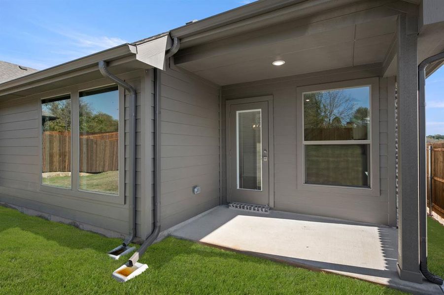 513 Waterford Park- Back-3 513 Waterford Park- Back-3