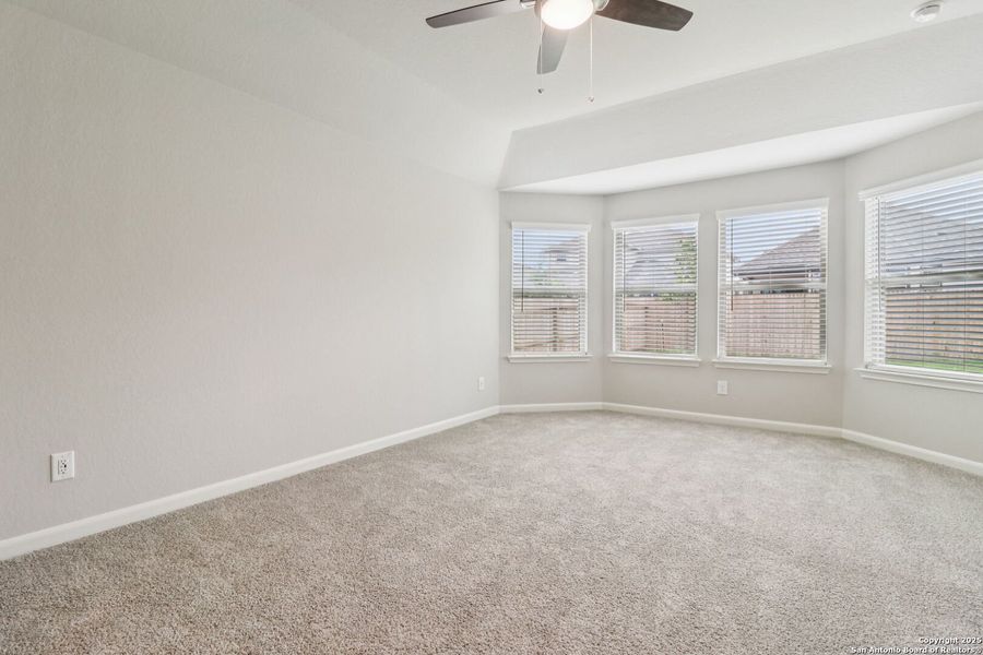 Spacious, unfurnished interior of a new home in Kallison Ranch, San Antonio (Image 36). Spacious, unfurnished interior of a new home in Kallison Ranch, San Antonio (Image 36).