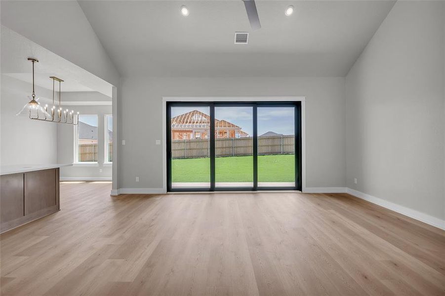 Spacious, unfurnished interior of a new home in Rosenthal Estates, Lorena (Image 26).