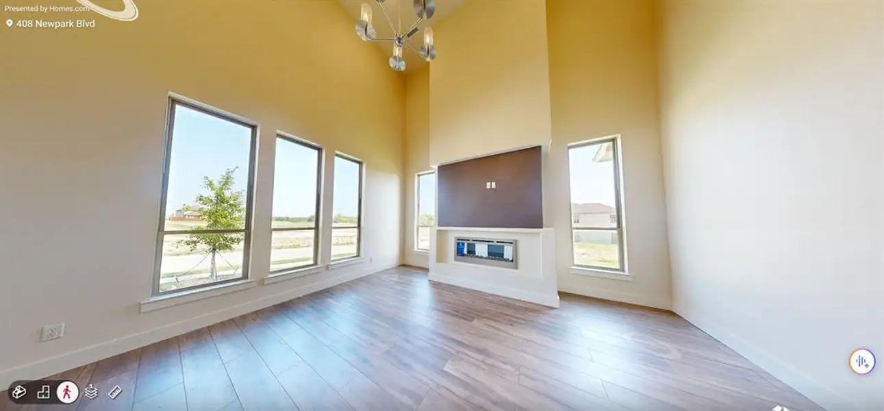 Spacious, unfurnished interior of a new home in , DeSoto (Image 5).