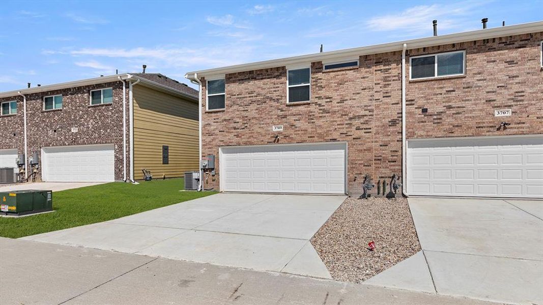 27. 3709 Star Mesa - Back (2) 27. 3709 Star Mesa - Back (2)