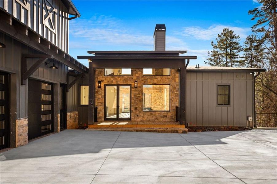 Exterior details and patio area of a home in , Blue Ridge (Image 26).