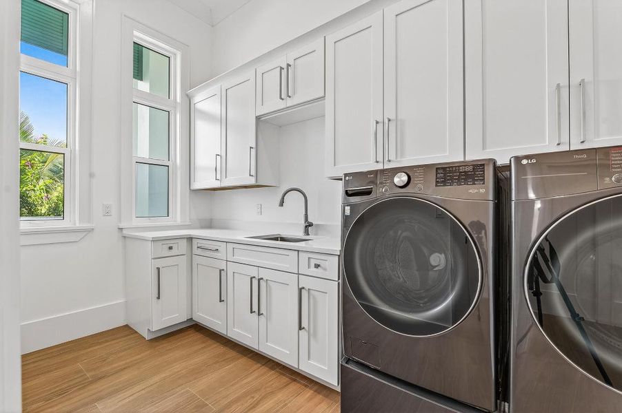 736 Norfolk Pine Lane-284-2