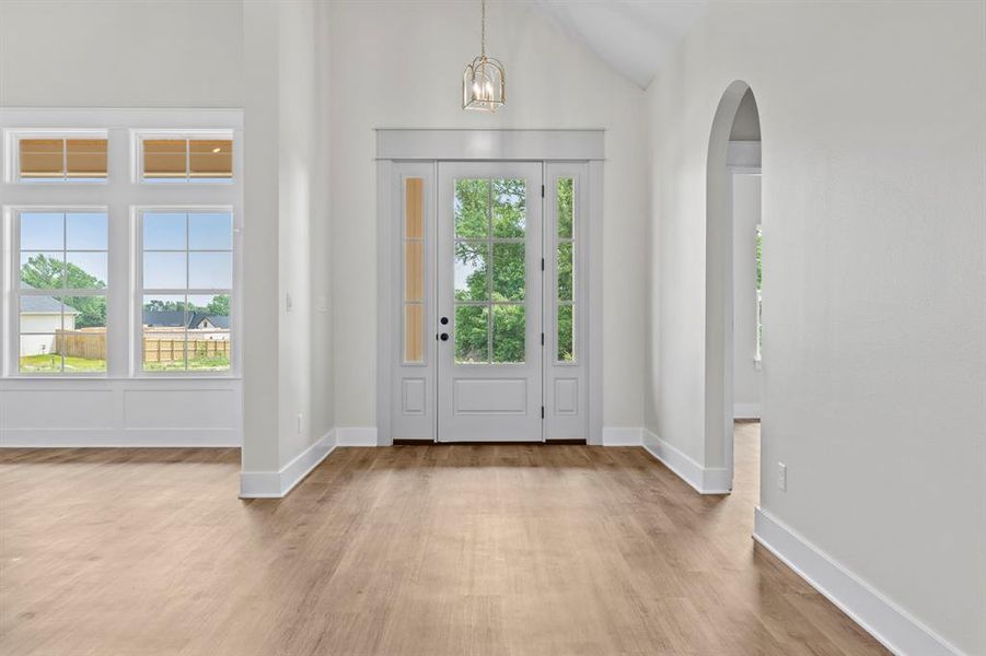 Spacious, unfurnished interior of a new home in , Lindale (Image 32).