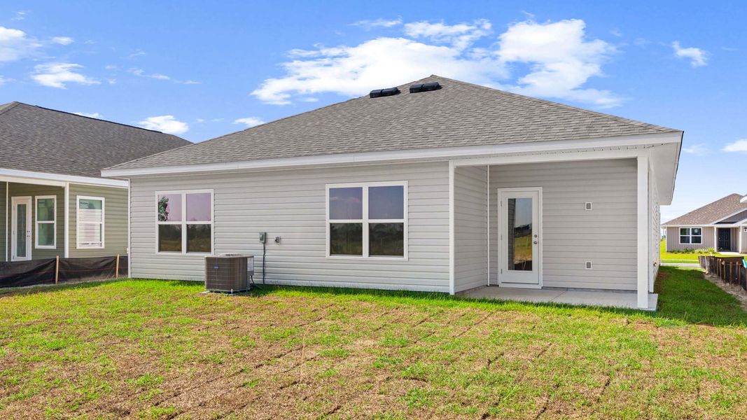 Representative exterior details of a home built from the The Beau by D.R. Horton in Liberty, Panama City (Image 3).