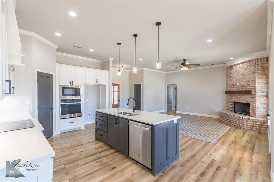 Furnished interior view inside a new home in , Tuscola (Image 7).