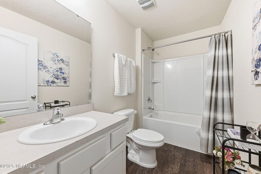 Furnished interior view inside a new home in Cross Creek Express, Green Cove Springs (Image 13). Furnished interior view inside a new home in Cross Creek Express, Green Cove Springs (Image 13).