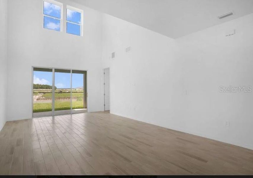 Spacious, unfurnished interior of a new home in Center Lake Ranch Community Group Page, St. Cloud (Image 11).