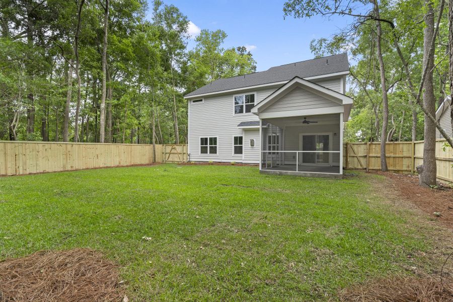 Exterior details and patio area of a home in , Mount Pleasant (Image 20).
