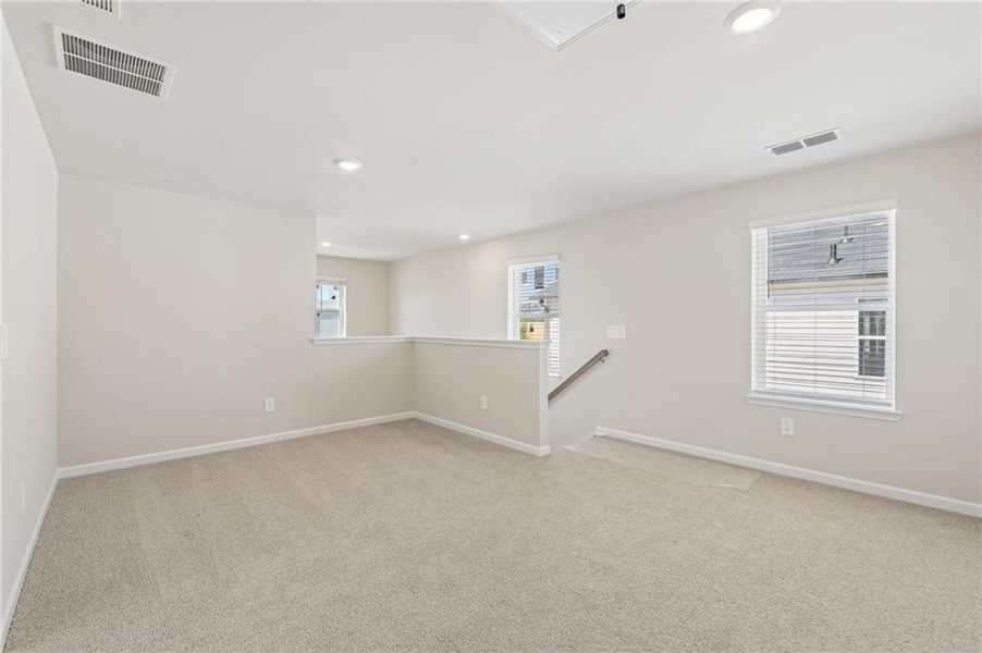 Spacious, unfurnished interior of a new home in Martin Springs - Reserve Series, Lawrenceville (Image 35).