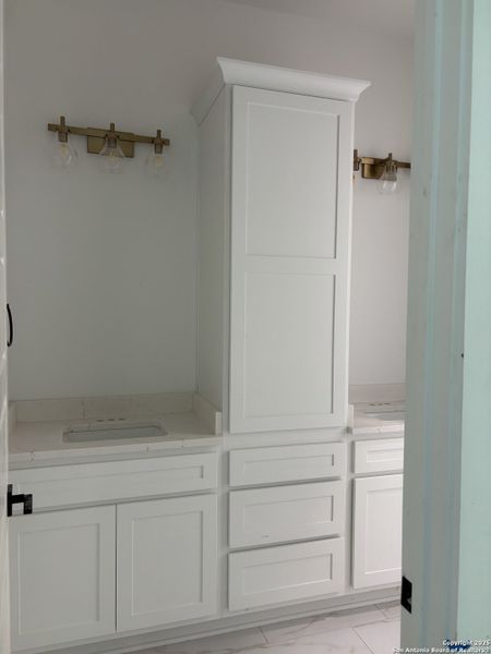 Furnished interior view inside a new home in , New Braunfels (Image 9).