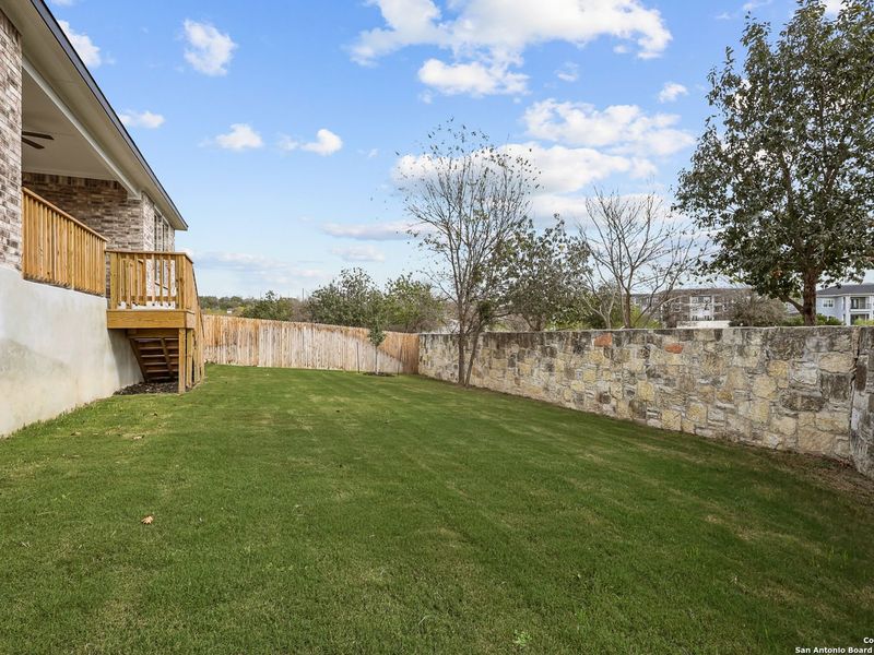 Exterior details and patio area of a home in Ladera, San Antonio (Image 26).