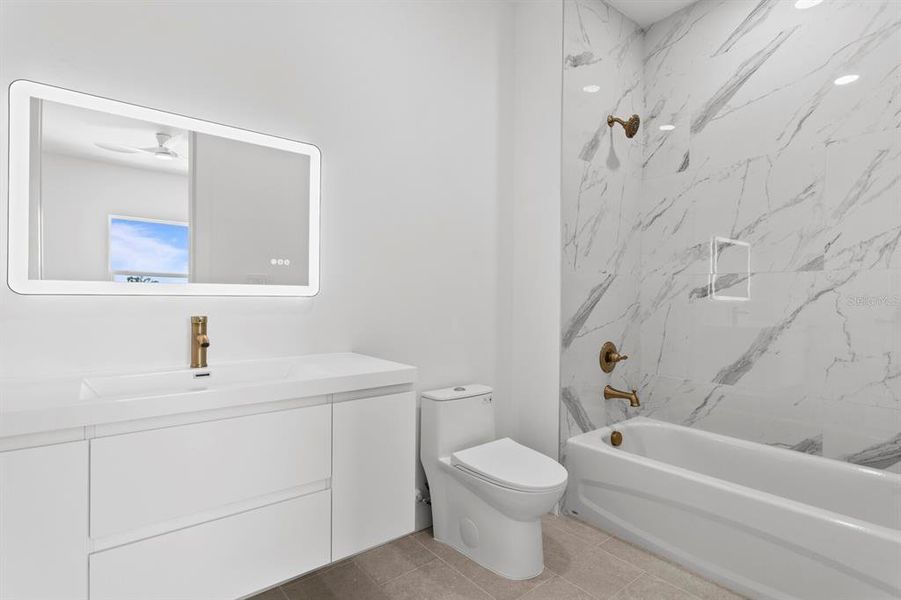 Furnished interior view inside a new home in , Lutz (Image 5).