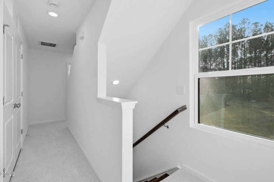 SUN_ElmGrove_Pic_Jackson_QMI_21_Hall_1of SUN_ElmGrove_Pic_Jackson_QMI_21_Hall_1of