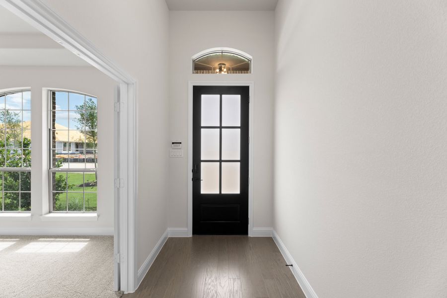 Spacious, unfurnished interior of a new home in Lovers Landing, Forney (Image 12). Spacious, unfurnished interior of a new home in Lovers Landing, Forney (Image 12).