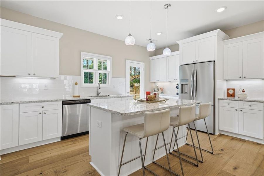 Furnished interior view inside a new home in , Jasper (Image 18).