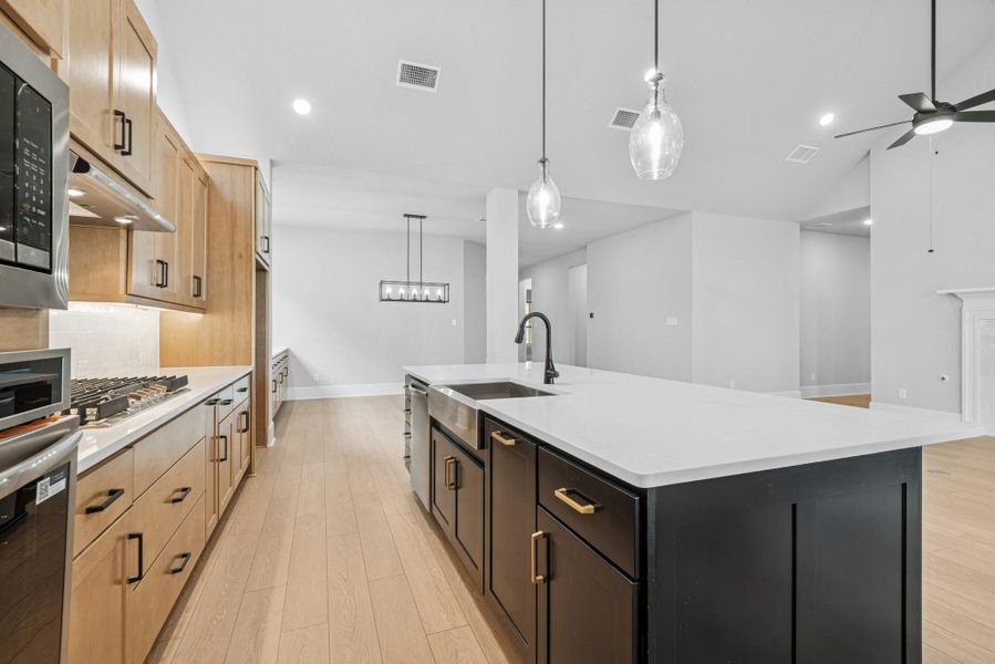 Furnished interior view inside a new home in Sienna 65' Homesites, Missouri City (Image 23).