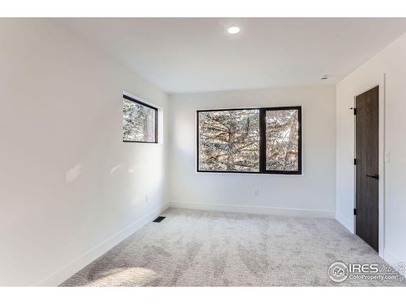 Spacious, unfurnished interior of a new home in , Boulder (Image 20).