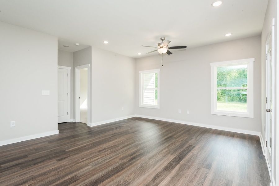 Representative unfurnished interior of a home built from the Landon by Foundation Home Builders LLC in Pallini Place, Ossipee (Image 13).