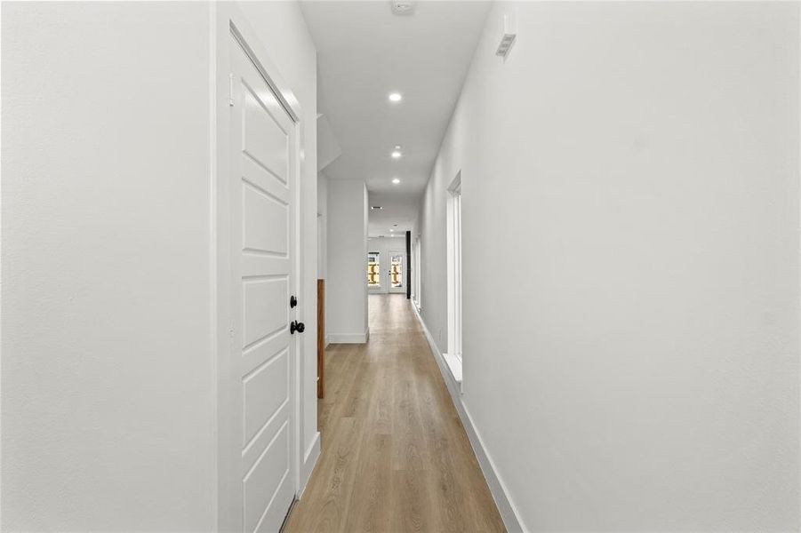 Spacious, unfurnished interior of a new home in , Dallas (Image 15).
