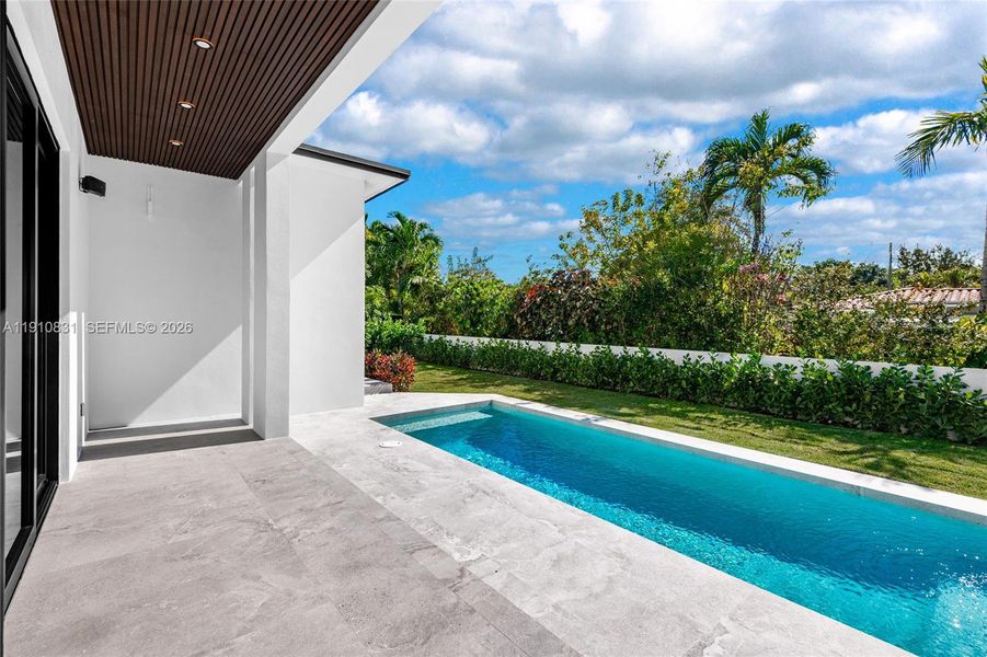 Exterior details and patio area of a home in , Miami Beach (Image 34).
