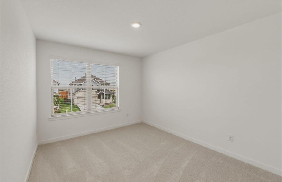 Spacious, unfurnished interior of a new home in Santa Rita Ranch, Liberty Hill (Image 18).